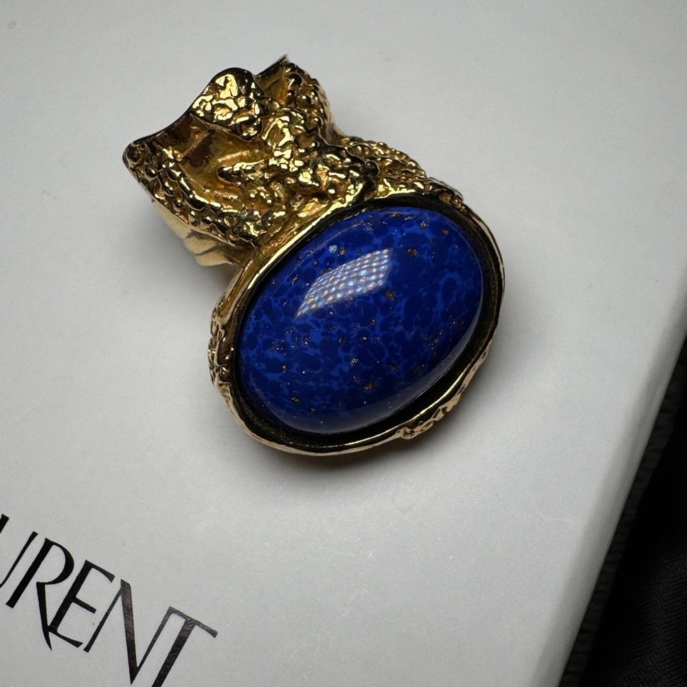 Yves Saint Laurent Arty Navy Cabochon Gold Ring with Blue Stone Size 6